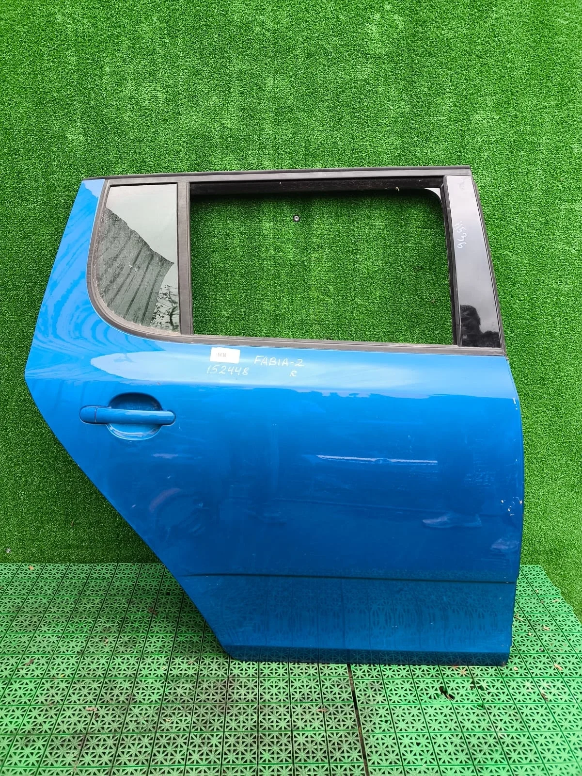 Дверь SKODA FABIA 2 2007- задняя правая хэтчбек синяя б/у FABIA 2(2007-2015)