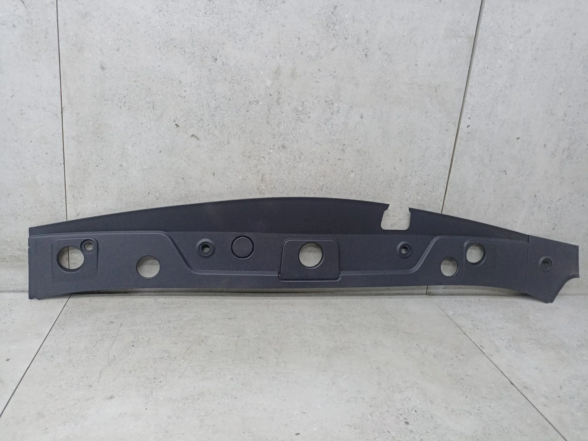 Накладка замка капота Renault Megane 2 8200116717