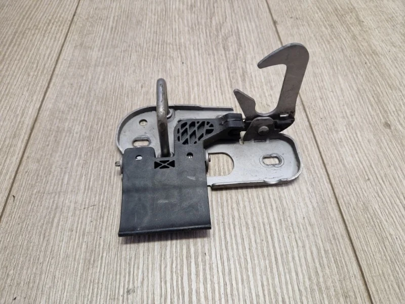 Крюк замка капота VW Touran 2003-2010 1T