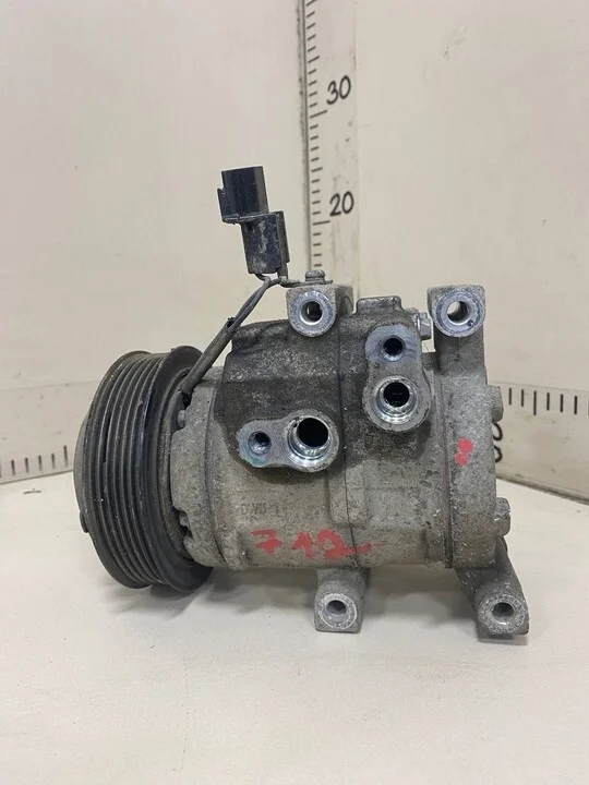 Компрессор кондиционера Hyundai Solano 1