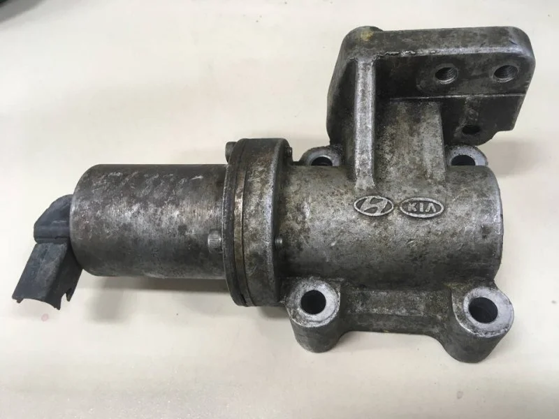 Клапан рециркуляции выхлопных газов Hyundai Starex