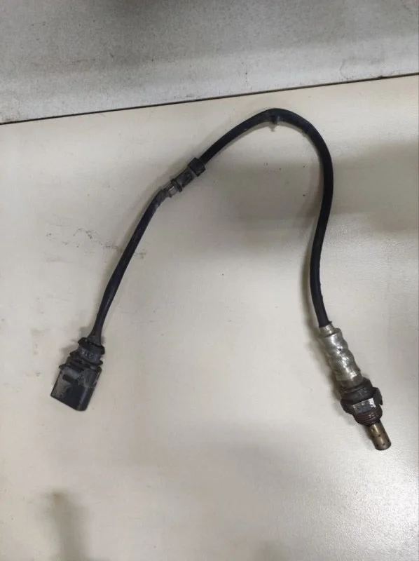 Датчик кислородный (лямбда-зонд) Skoda Octavia A5