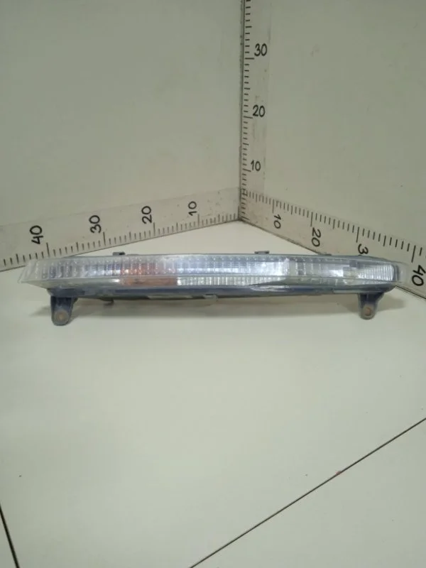 Указатель поворота в бампер левый Audi Q7 4LB