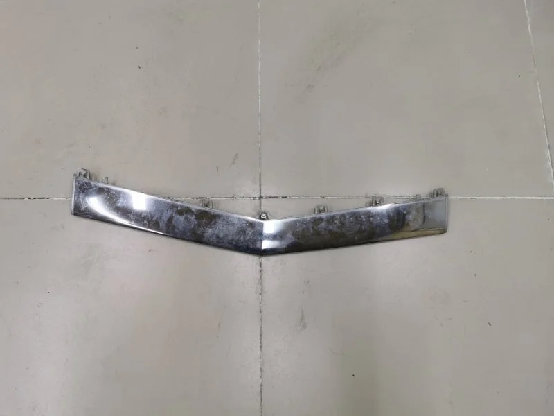 Молдинг бампера передний Mercedes-Benz E-class