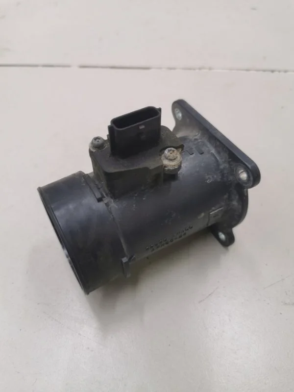 ДМРВ (Датчик массового расхода воздуха) Nissan