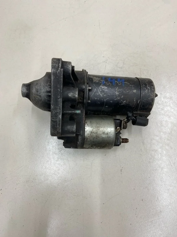 Стартер Citroen C5 9HZ 2004