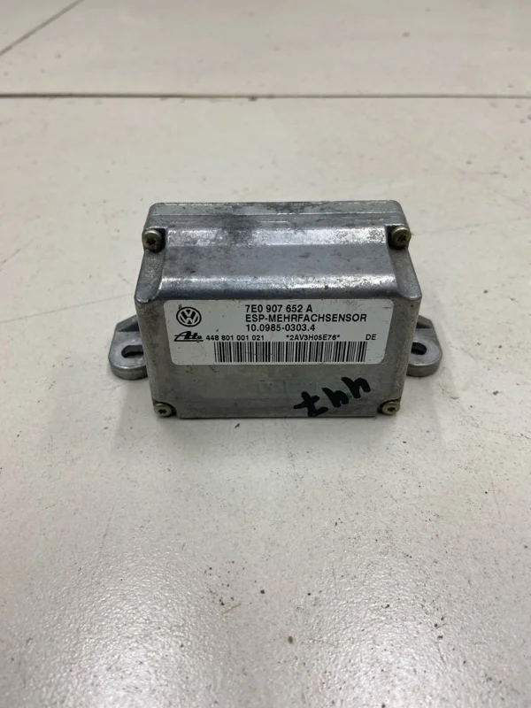 Датчик ускорения Porsche Cayenne 955 2003