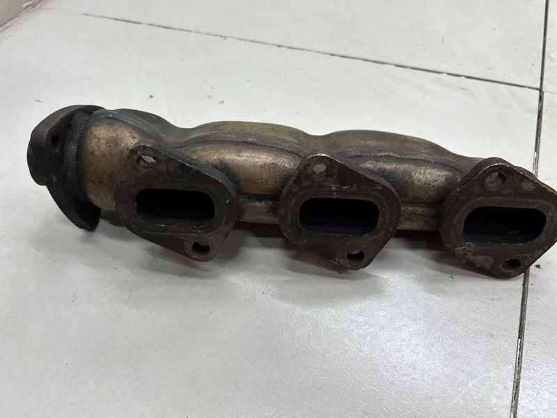 Коллектор выпускной правый Audi Q7 4LB 3.0 TDI