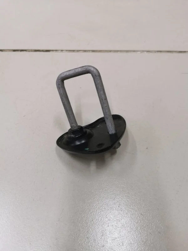 Ответная часть замка капота BMW X6 G06