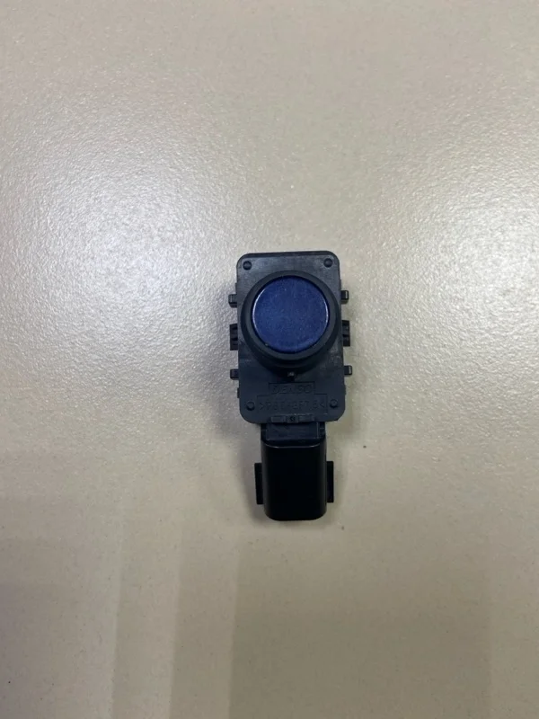 Датчик парковки Lexus RX350