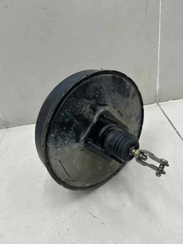 Усилитель тормозов вакуумный Nissan Almera 2 N16