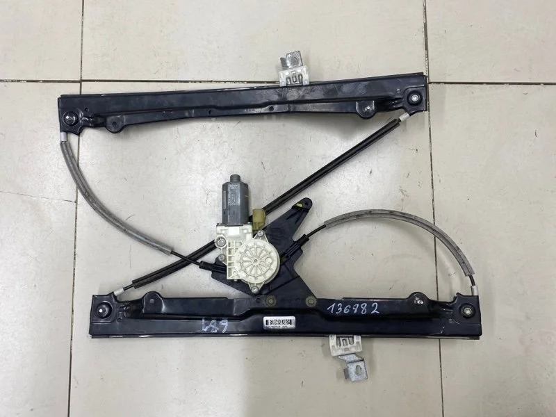 Стеклоподъемник элект. передний правый Ford