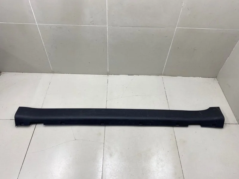 Накладка на порог (наружная) левая SsangYong