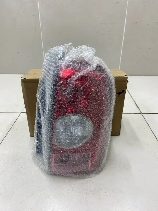 Фонарь задний правый Renault Duster 1