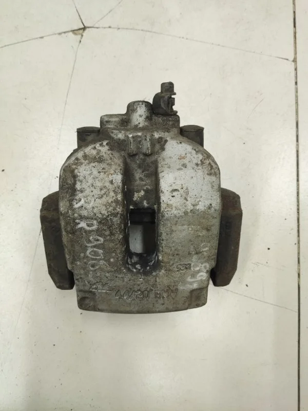 Суппорт тормозной задний правый BMW X5 E70