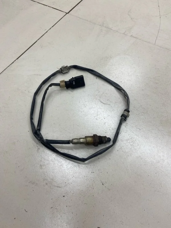 Датчик кислородный (лямбда-зонд) Skoda Rapid 1