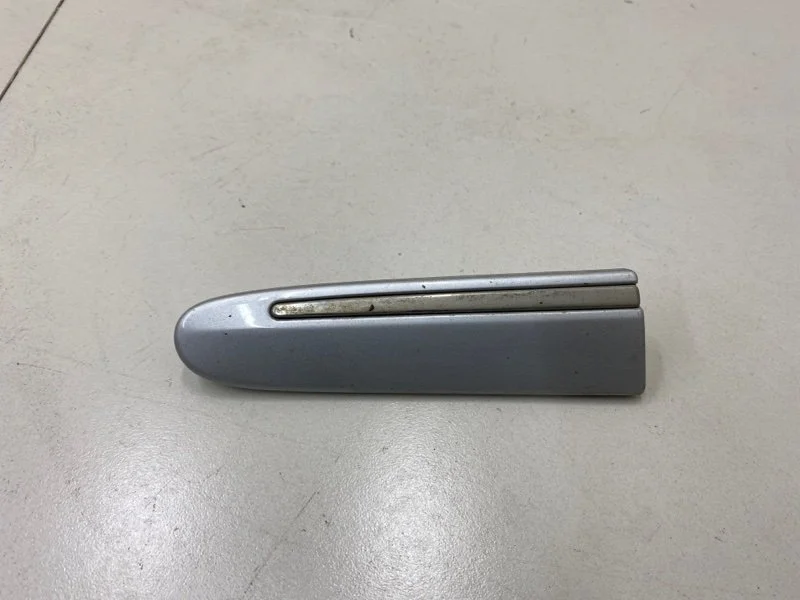 Молдинг крыла передний левый Mercedes-Benz E-class