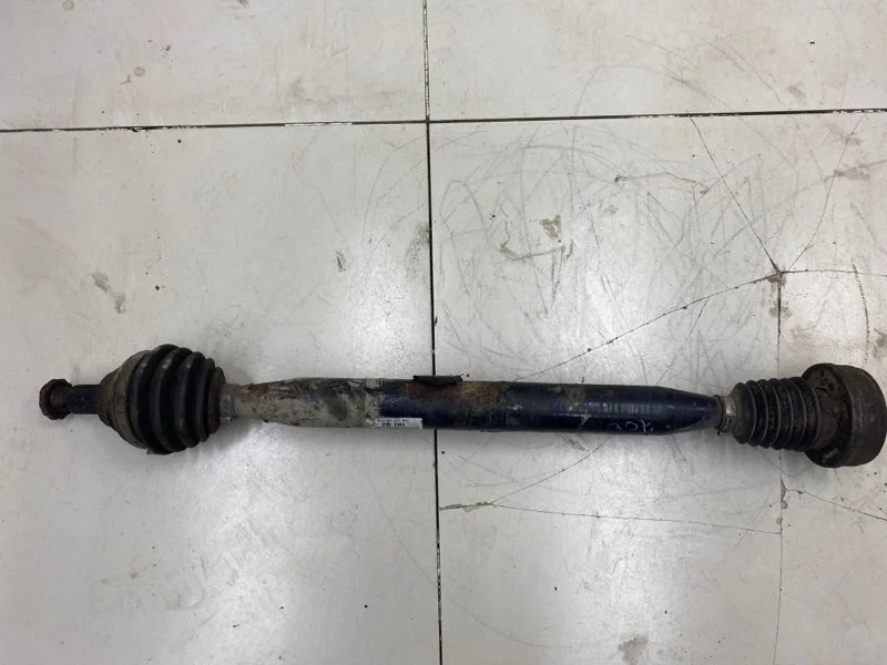 Полуось (привод) передний правый Skoda Fabia 2 5J