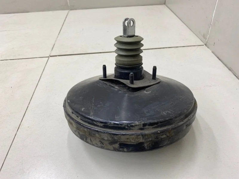 Усилитель тормозов вакуумный Mitsubishi Lancer 10