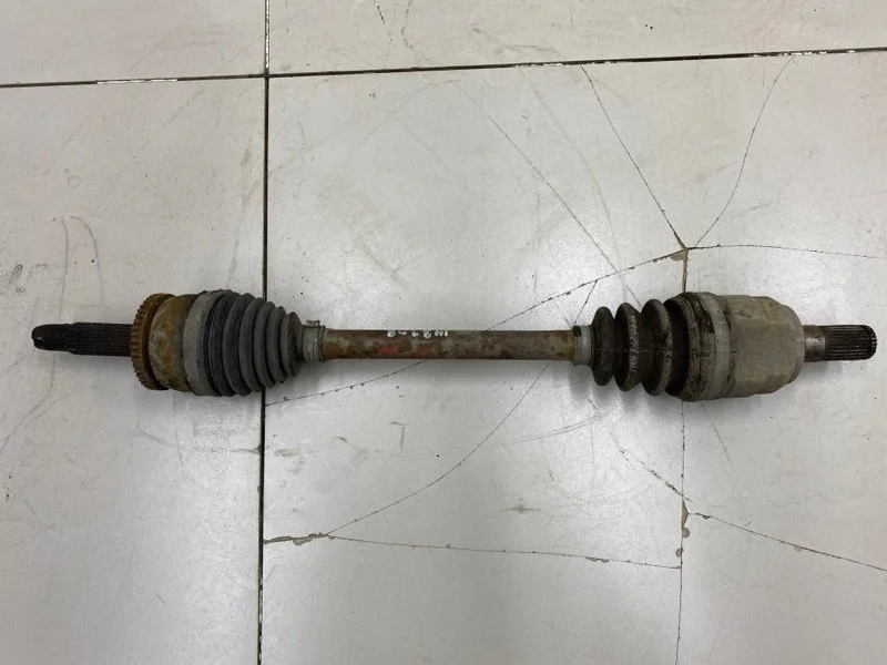 Полуось (привод) передний левый Hyundai Solaris 1