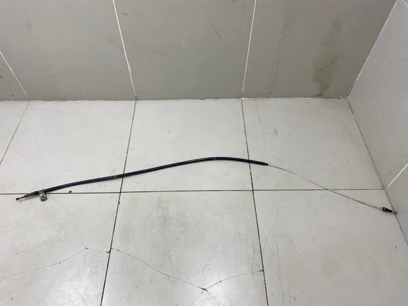 Трос стояночного тормоза Volkswagen Polo 5 СЕДАН