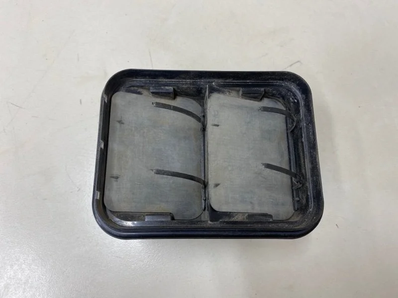 Решетка вентиляционная задняя Nissan X-Trail T32