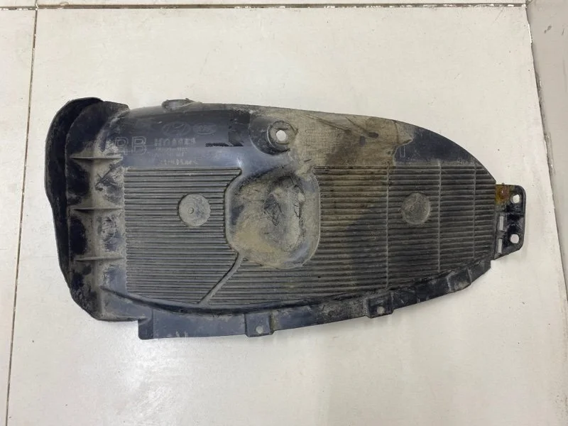 Локер задний левый Hyundai Solaris 1 RB СЕДАН G4FC