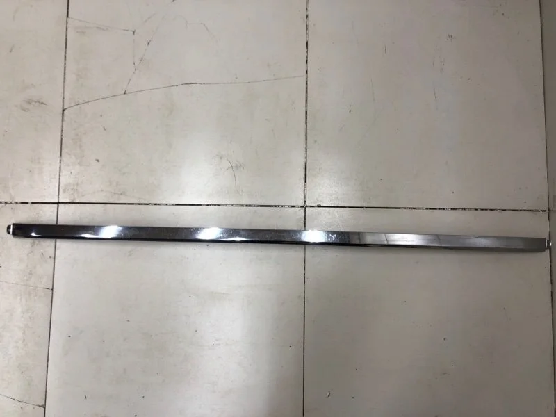 Молдинг бампера центральный задний Volkswagen