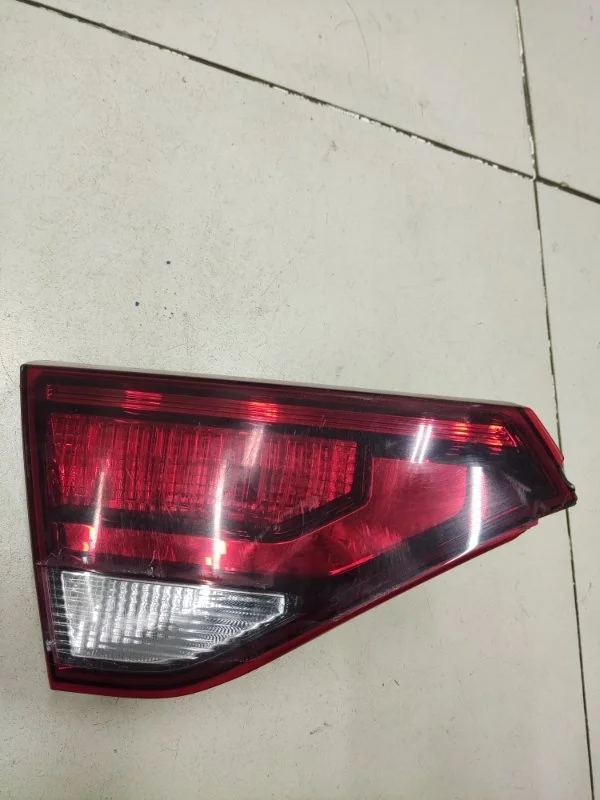 Фонарь внутренний задний левый Kia Rio X-line