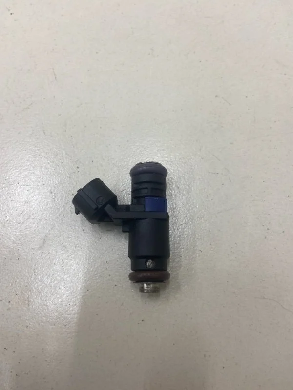 Форсунка топливная Volkswagen Polo 5 СЕДАН CWVA