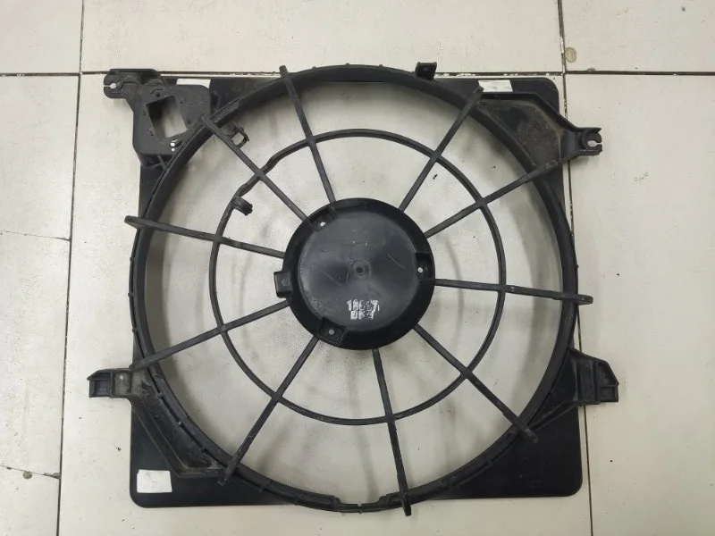 Диффузор вентилятора Kia Sorento Prime 3