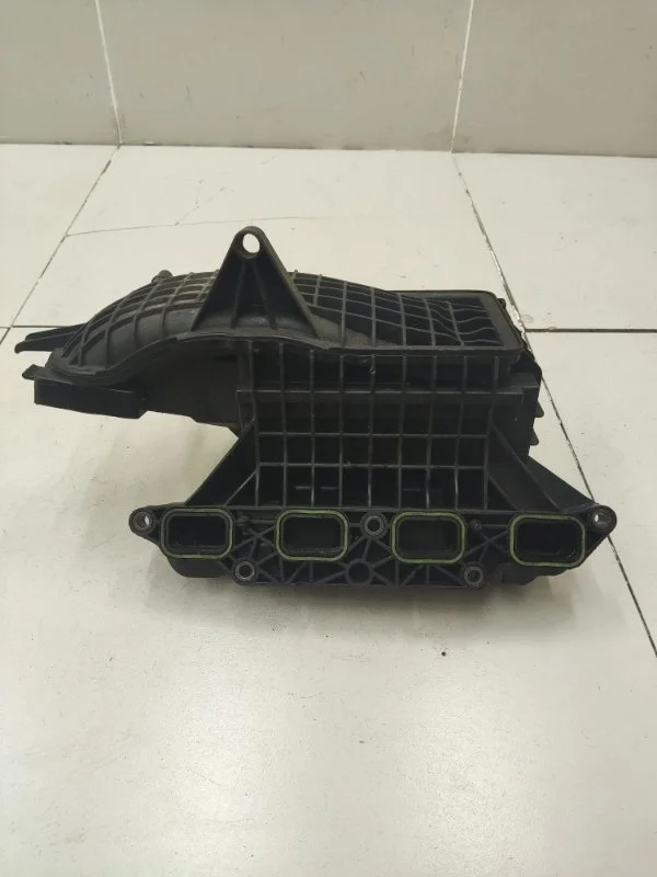 Коллектор впускной Skoda Octavia A5 CAXA 1.4