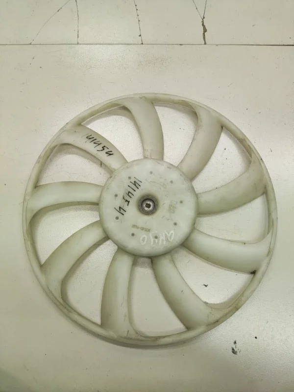 Крыльчатка вентилятора Lexus RX350