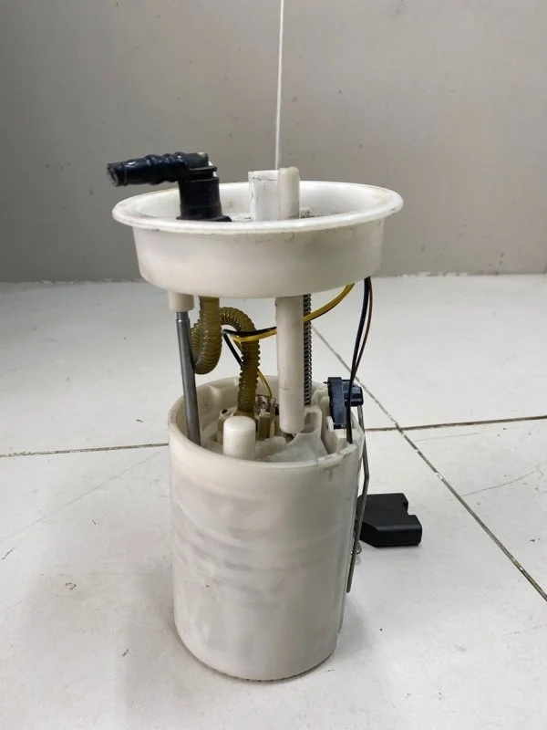 Насос топливный Volkswagen Polo 5 СЕДАН CWVA 2016