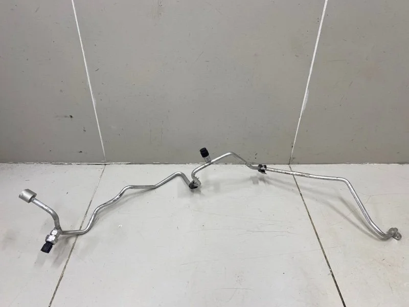 Трубка кондиционера Renault Sandero Stepway 2