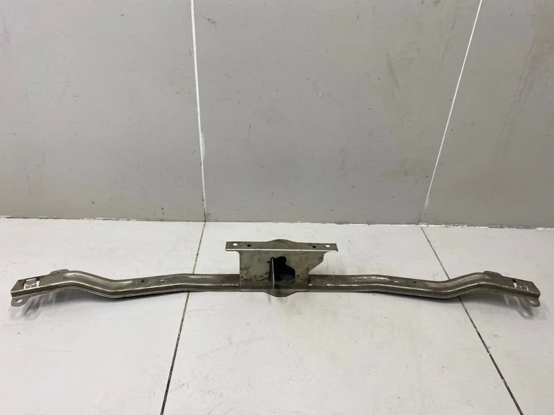 Усилитель бампера передний Nissan Primera 3 P12