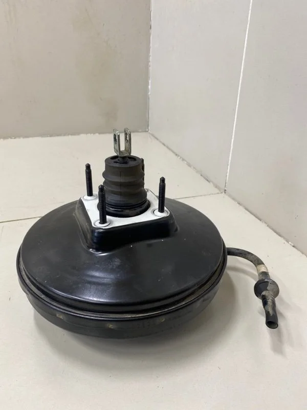 Усилитель тормозов вакуумный Ford Focus 2 СЕДАН