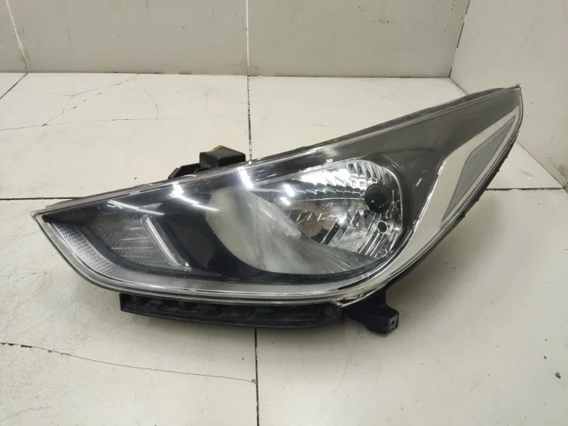 Фара левая Hyundai Solaris 2 До 2020