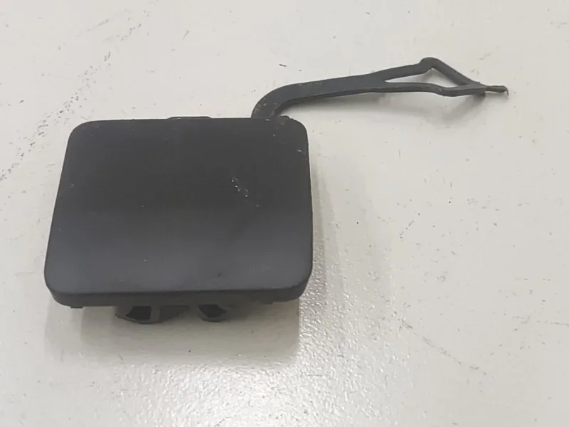 Заглушка буксировочного крюка задняя Renault