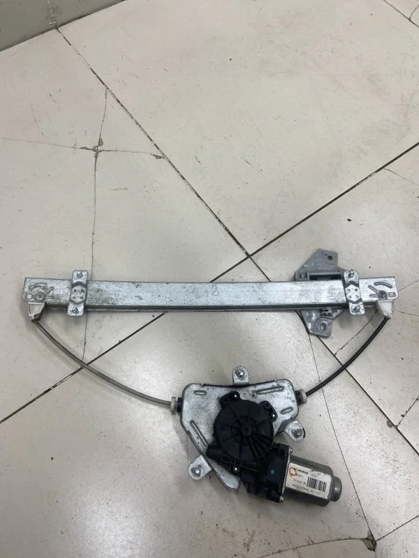 Стеклоподъемник элект. передний левый Hyundai