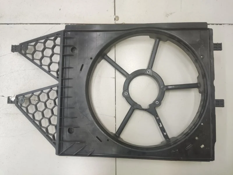 Диффузор вентилятора Volkswagen Polo 5