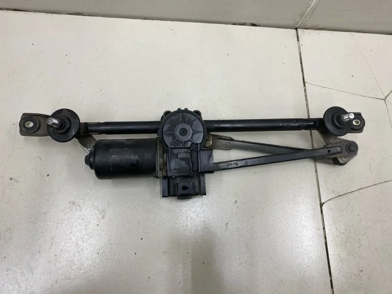 Трапеция стеклоочистителей Hyundai Tucson 1 JM