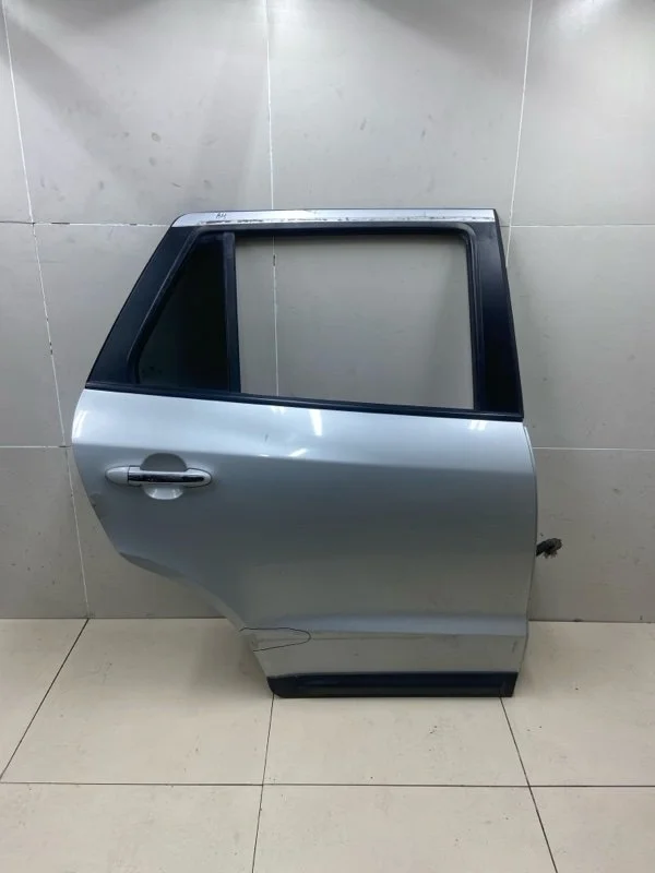 Дверь задняя правая Hyundai Santa Fe 2 CM D4EB 2.2