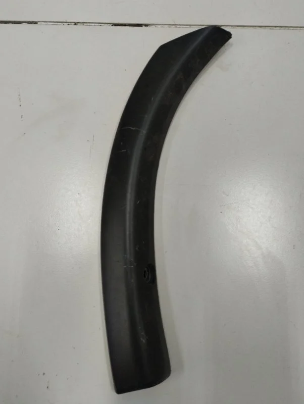 Накладка бампера задняя правая Mitsubishi