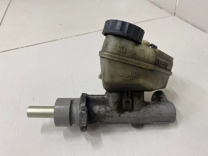 Цилиндр тормозной главный Ford Mondeo 3 B4Y СЕДАН