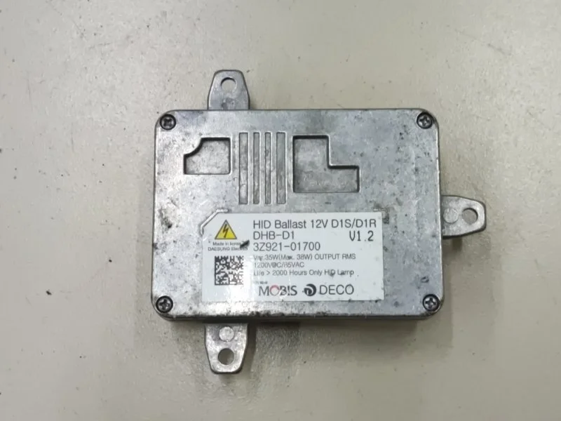 Блок розжига ксеноновой лампы Hyundai Santa FE 3