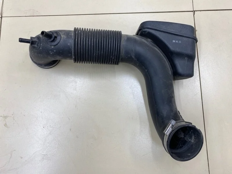 Патрубок воздушного фильтра Hyundai Santa Fe 4 TM