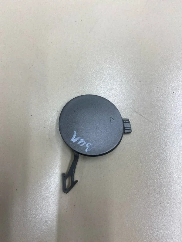 Заглушка буксировочного крюка задняя Hyundai Santa