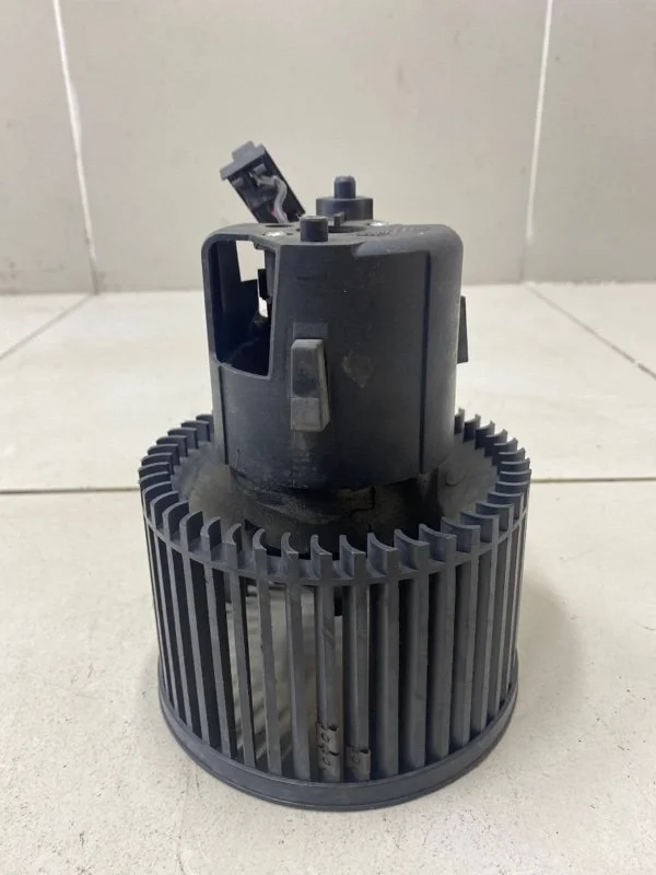 Моторчик отопителя Fiat Albea 2010