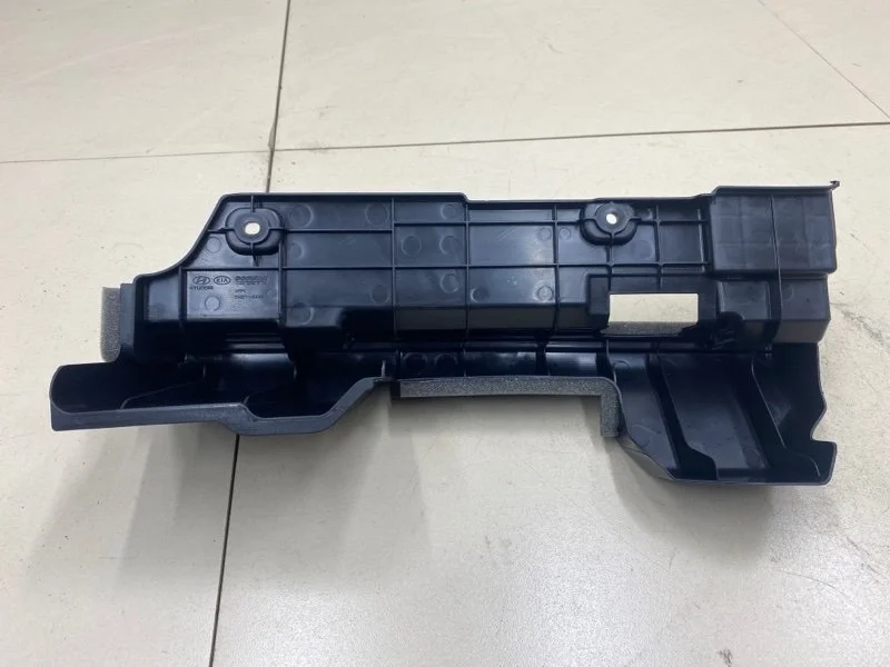 Воздуховод радиатора правый Kia Rio 4 FB